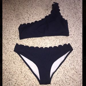 Cupshe Scalloped Bikini